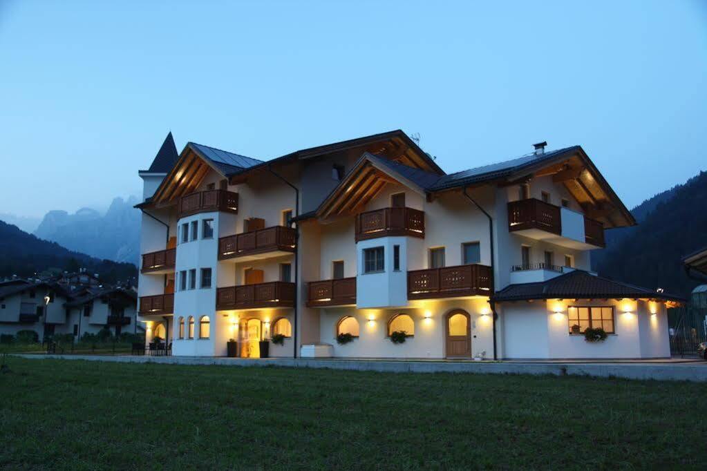 Hotel Garnì Paradisi - Wellness&Spa Mezzano Exterior foto